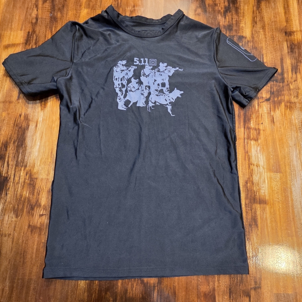 511 tactical muscle tee, moisture wicking, size small, military, tactical